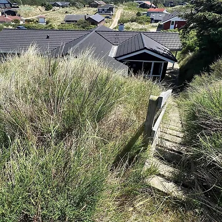 Ve401-vejers-strand-nordvej-9-b * Vejers Strand